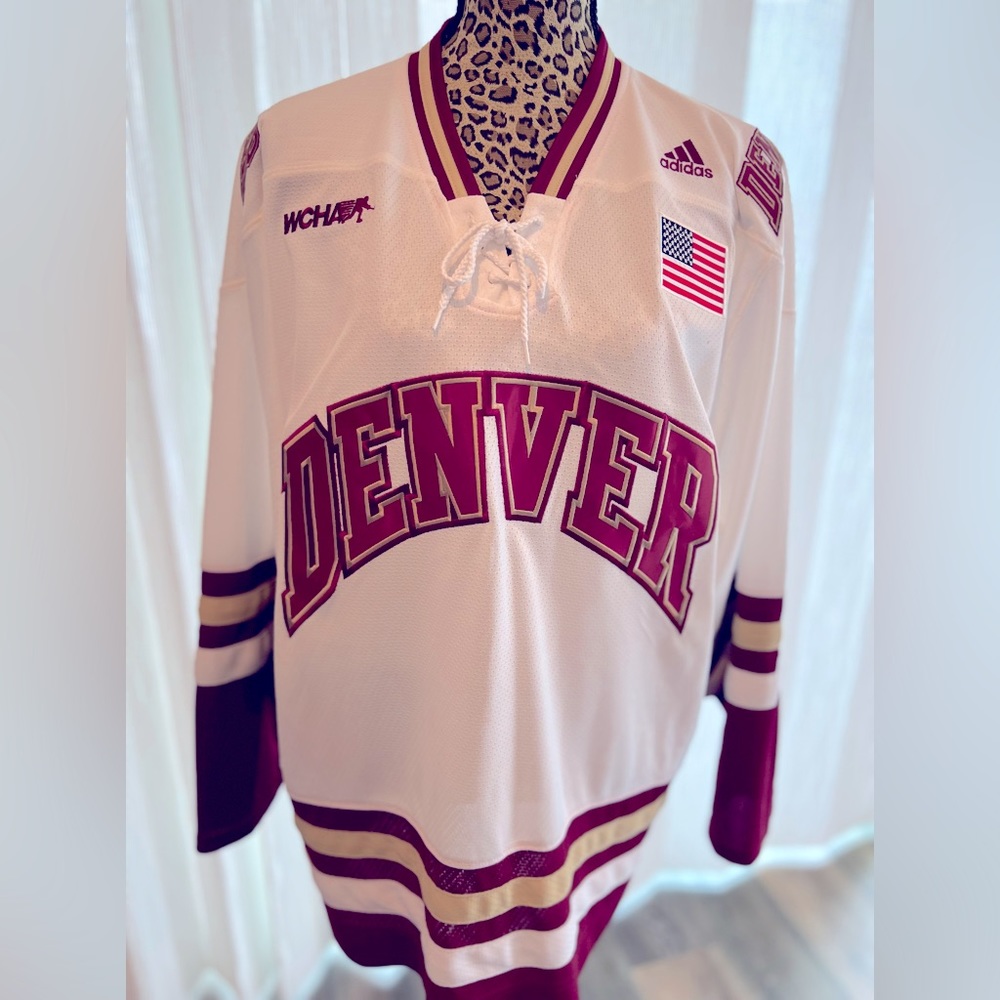 Denver Pioneers ice Hockey jersey   Unisex fits women M or men’s S